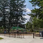 Renovated 2 Bed 2 Bath Near Arena And Downtown
