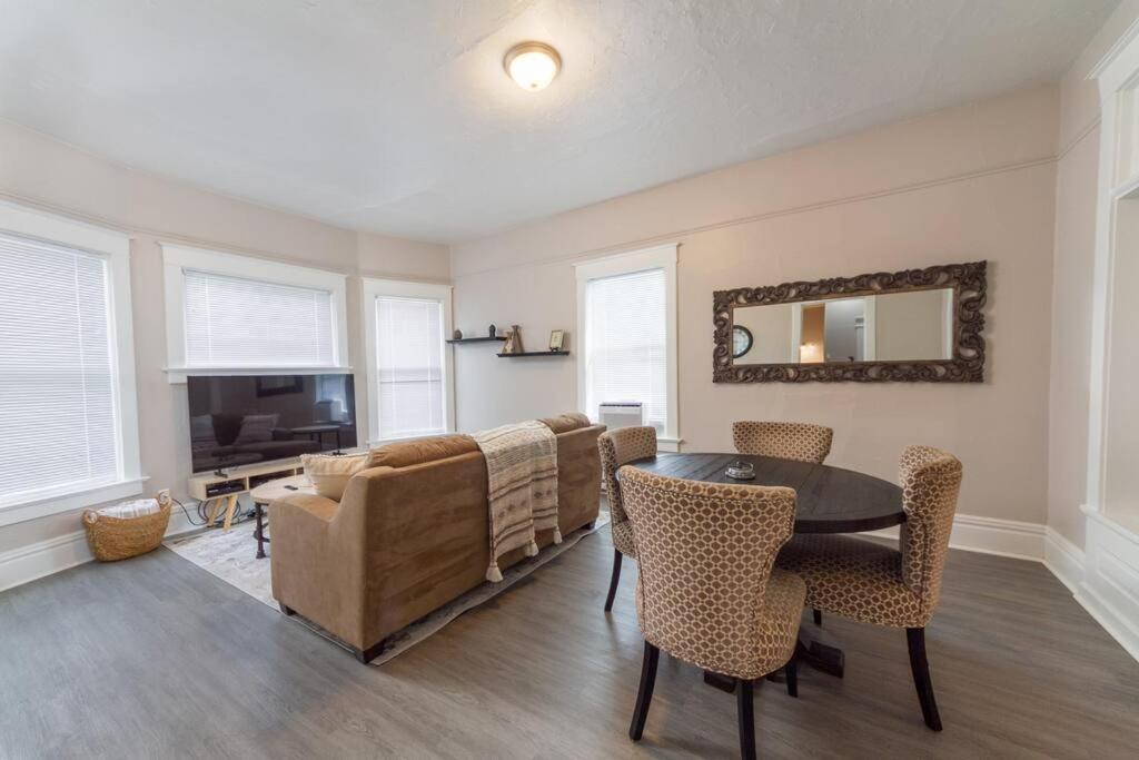 Renovated 2 Bed 2 Bath Near Arena And Downtown Apartment Spokane